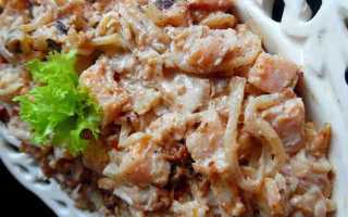 Салаты из копченой курицы и чернослива — 5 рецептов