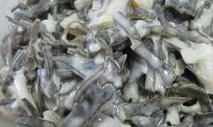 Салат с морской капустой и яйцом: рецепт