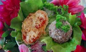 Курица с сыром и помидорами в духовке